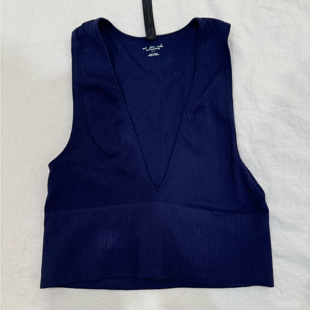 Urban outfitters navy v-neck tank size xs/s